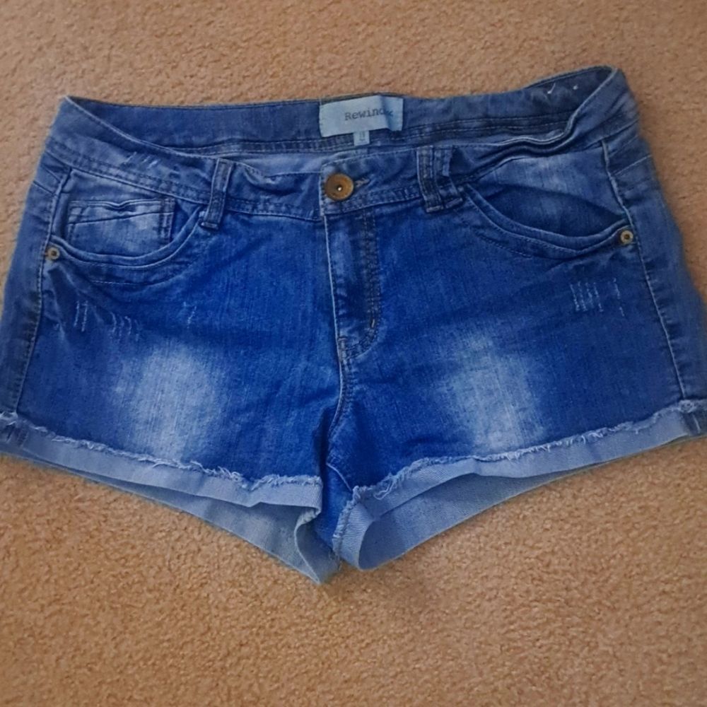 REWIND JEAN SHORTS SIZE 15